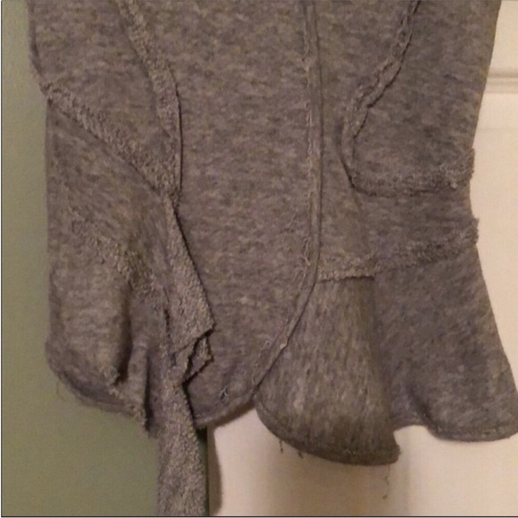 Anthropologie Deletta Gray Terry Ruffle Peplum StatementTop Size XS Worn 2X! - Picture 11 of 11